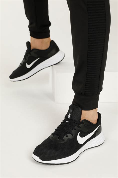 Nike koşu ayakkabısı siyah